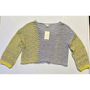 Luv Lane Women’s Knitted Sweater Xsmall Yellow Gray Long Sleeve Cropped Pullover